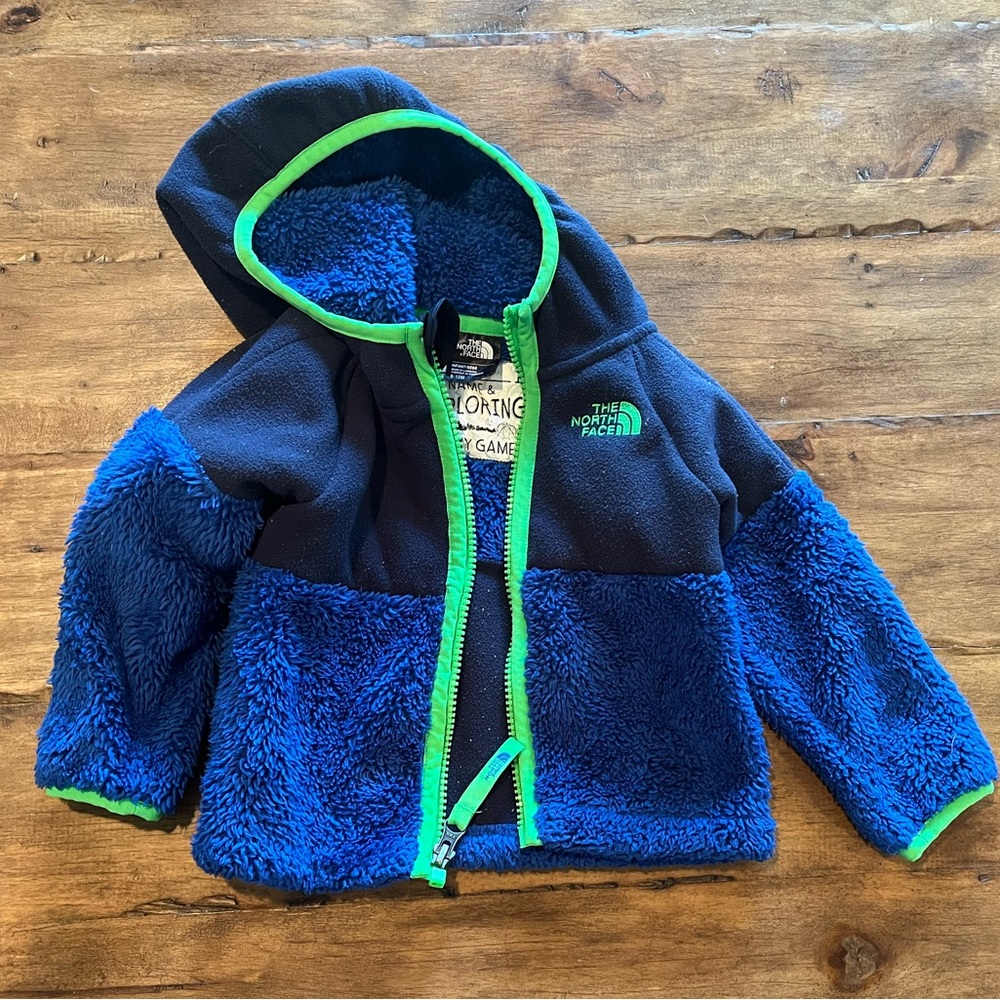 The North Face blue and green fur fleece 6-12m